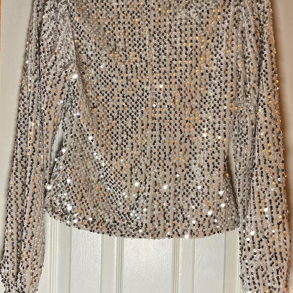 NEW Gorgeous Champagne-Colored Evereve Sanctuary Sequined Mock Turtleneck XS - Picture 2 of 4